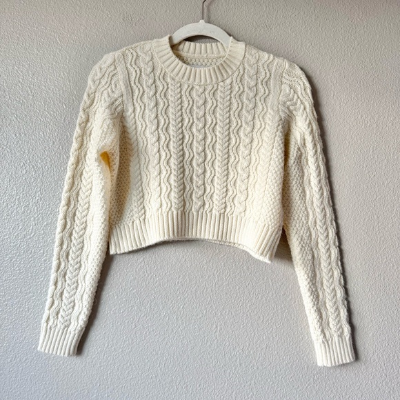 Stradivarius Sweater Cropped Cable Knit Pullover - Picture 1 of 6